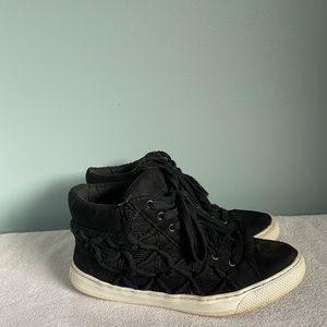 3 for $20 🌺 Torrid Black Crotchet High Top Sneaker 9.5 Wide Width